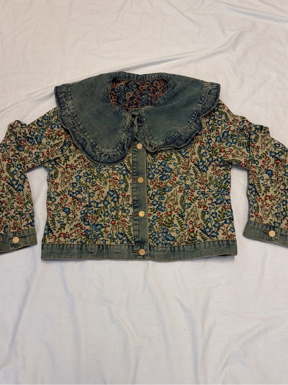 Floral embroidered Denim Jacket with Oversized Collar